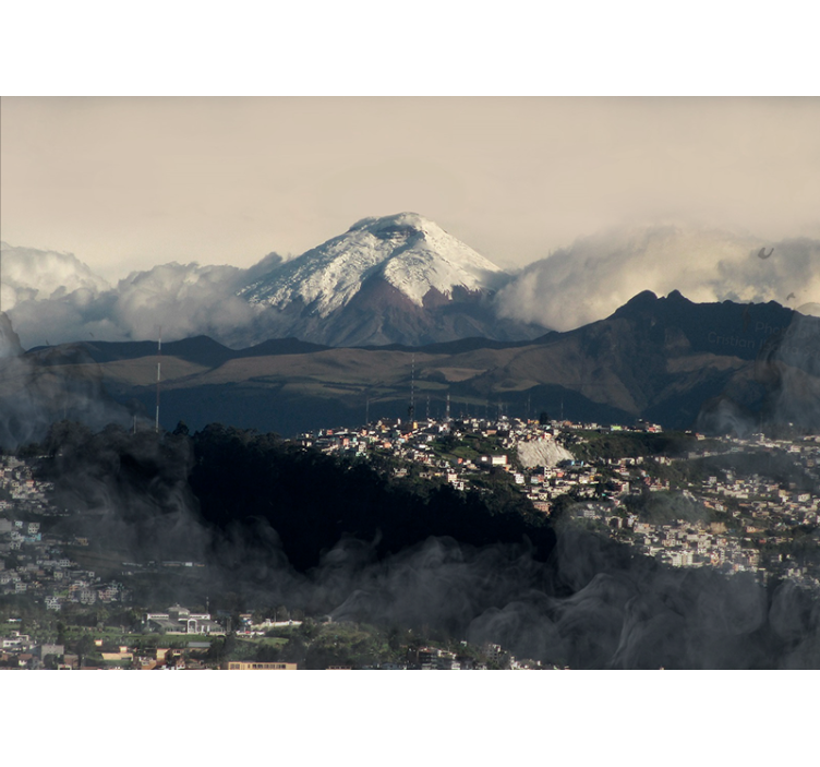 山墙壁画展现雪山美景 - TenStickers