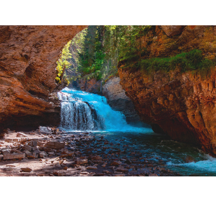 山墙壁画展现层叠瀑布景观 - TenStickers