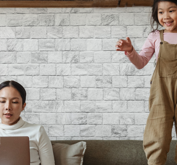 壁画 砖 快乐儿童玩耍 - TenStickers