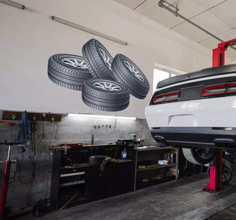 四个轮胎墙贴 - TenStickers