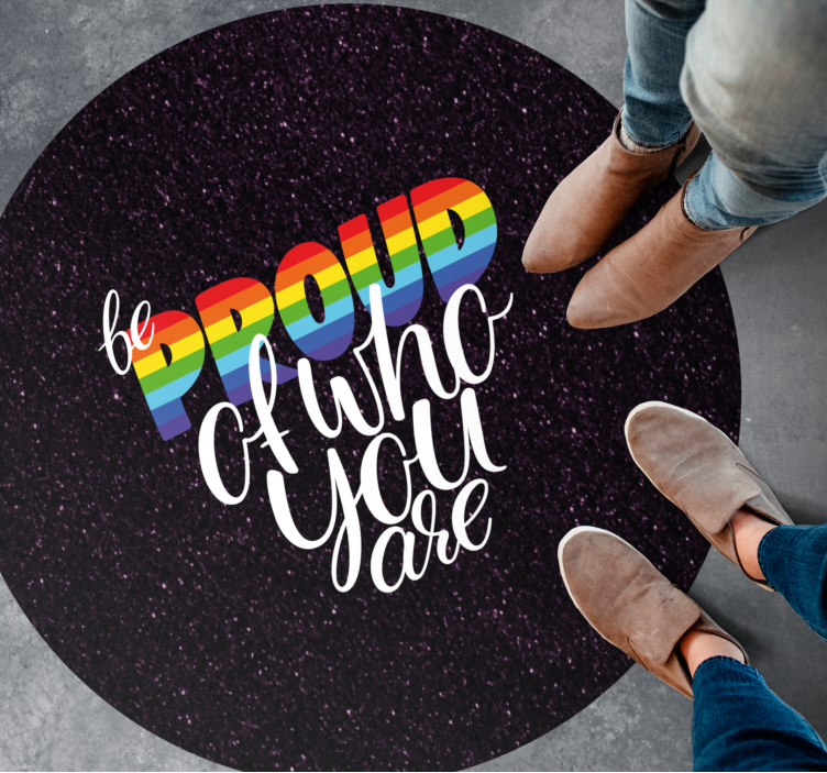 乙烯基地毯与短语骄傲的信息设计 - TenStickers