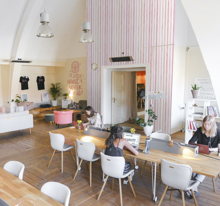 粉色水彩竖条纹壁纸 - TenStickers